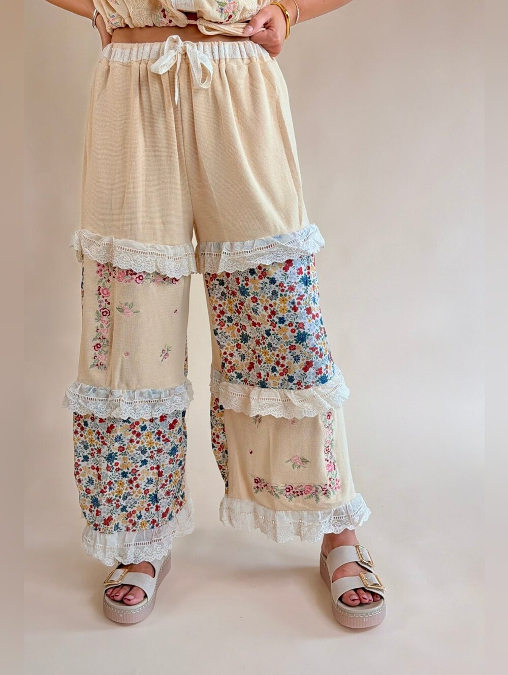 POL Cream Floral Lace Ruffle Boho Wide Leg Cottagecore Pants Medium NWT